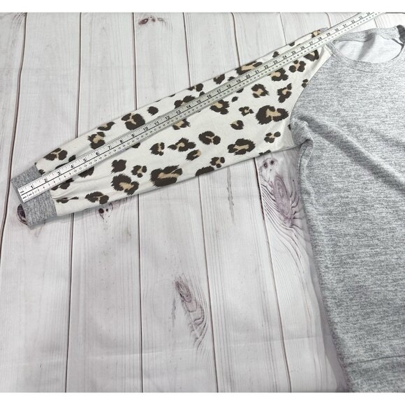 Leopard Print Women's Sweatshirt Pullover Grey Size XL Stylish & Comfy - Picture 5 of 8